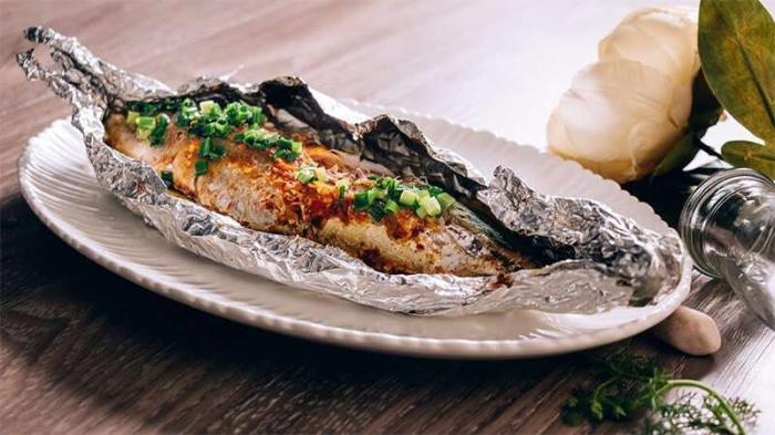 Cách làm cá ngừ nướng giấy bạc bằng nồi chiên không dầu thơm ngon hấp dẫn
